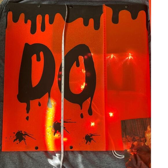 Halloween Decoration Set of 3 Sign Mini Lights Size 18" H " DO NOT ENTER" - Picture 4 of 8